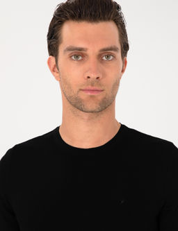 Siyah Slim Fit Bisiklet Yaka Triko T-shirt