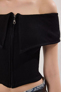 Siyah Yaka Detayl? Fitted/Vucuda Oturan Crop Esnek Orme Bluz TWOSS25BZ00217 - Trendyolmilla фото 3