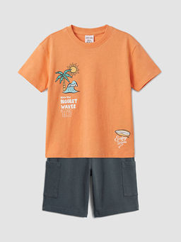 Bask?l? Erkek ?ocuk Ti??rt ve ?ort