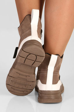 Ботинки спортивные женские