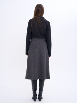 Женская юбка расклешенная от пояса к низу, - Трика фото 4