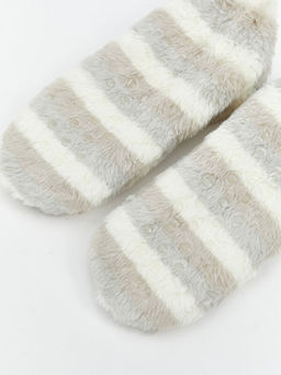 Fiyonk Detayl? ?izgili Kad?n Ev ?orab?