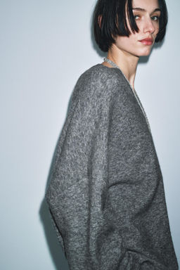 JERSEY OVERSIZE CON LANA / Gris vigor?