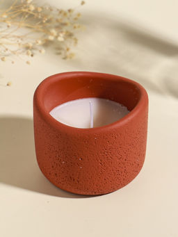 Свеча в вулканическом подсвечнике "Изгиб" персиковая 8,3х8,5х7 см