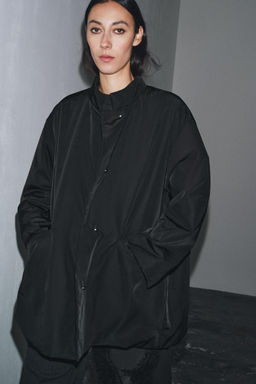 OVERSIZED NYLON JACKET ZW COLLECTION - Zara фото 2