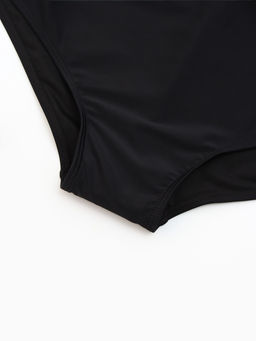 Купальник женский слитный MINAKU с юбкой, чёрный 50 (2XL)