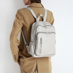 Рюкзак женский из искусственной кожи на молнии, 6 наружных карманов, цвет бежевый - Simaland фото 6