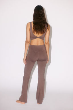 Leggings de yoga acampanados con SoftMove - H&m фото 9