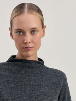 Джемпер из вискозы с воротником стойкой / Zarina  фото 6