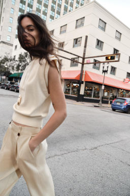 PLAIN KNIT TOP WITH PADDED SHOULDERS - Zara фото 13