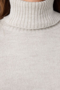 Tas*001 Ic Gostermeyen Maxi Genis Kal?p Yumusak Dokulu Duz Triko Elbise TWOAW24EL00056