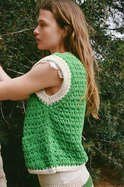 OVERSIZED BUTTON KNITTED WAISTCOAT TOP - Zara фото 8
