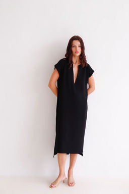 Martichelli Платье чёрное с глубоким вырезом летнее  фото 15