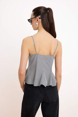 Siyah Godeli Onu Baglama Detayl? Dokuma Bluz TWOSS26BZ00534 - Trendyolmilla фото 4