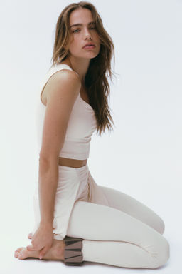 Top de deporte con SculptMove - H&m фото 8