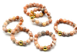 Кольцо на резинке из яшмы серо-розовой, шарик 5мм