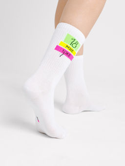 Цена за 5 пар!!! Носки женские белые с рисунком в виде надписи 18 мне уже 217K-2459 белый - Mark formelle фото 2