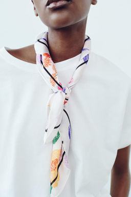 PRINTED SATIN SCARF - Zara фото 3