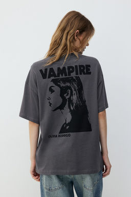 Camiseta oversize con motivo estampado