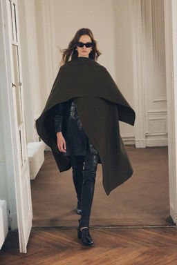 ASYMMETRIC WOOL BLEND CAPE ZW COLLECTION - Zara фото 10