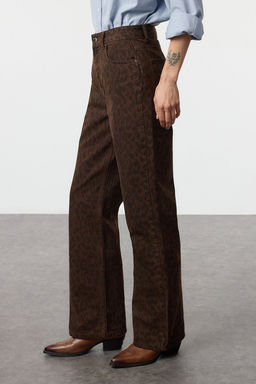 TRENDYOLMILLA Cok Renkli Leopar Desenli Kahverengi Yuksek Bel Wide Leg Jeans TWOAW25JE00260  фото 3