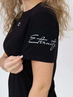 Футболка женская, цвет черный