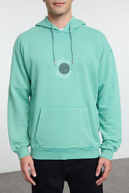 Mint Oversize/Genis Kesim Yaz? S?rt Bask?l? Soluk Efektli Sardonsuz Sweatshirt TMNAW25SW00043
