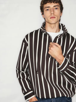 Толстовка в полоску на молнии / Zarina