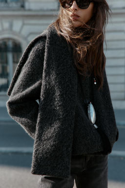 SHORT BOUCL_ COAT WITH SCARF - Zara фото 2