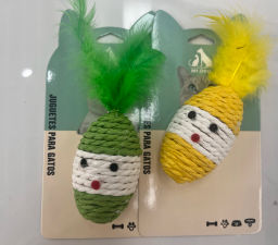 Цена за 6 шт. Игрушка - мячик для кошек "ИГРУЛИК", с перышками, цвет зеленый, 16,5*8*4,5см