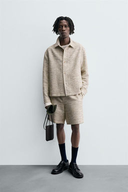 TEXTURED CONTRAST BERMUDA SHORTS