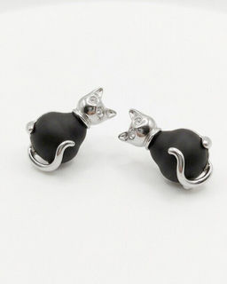 Стильные серьги