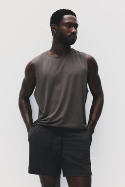 Pantal?n corto de deporte con DryMove - H&m фото 9