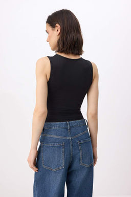 Siyah Duz Fitted Bisiklet Yaka Kolsuz C?tc?tl? Esnek Orme Body TWOSS26BD00020 - Trendyolmilla фото 4