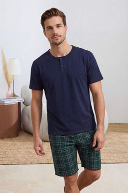 Lacivert Regular Dugmeli Yaka Ekose Pamuklu Pijama Tak?m? TMNSS26PT00012