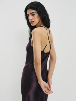 Атласное платье миди на бретелях / Zarina