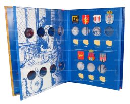 Альбом-планшет под 15 двухзлотовых монет серии Исторические города Польши