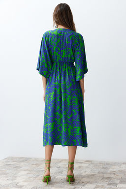 Mavi Cicek Desenli A Kesim Kruvaze Yaka Midi Dokuma Elbise TWOSS24EL00913