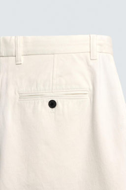 BERMUDA RELAXED FIT PLIEGUES AARON LEVINE X ZARA / Blanco roto