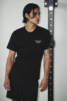 Pantalon corto a media pierna 2 en 1 en DryMove