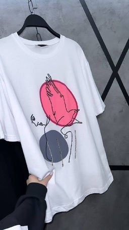 Стильная футболка: пр-во Турция