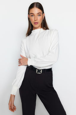 Siyah Dik Yaka Regular Fit Gipe Detayl? Esnek Orme Bluz TWOAW24BZ00022 - Trendyolmilla фото 2