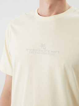 Bisiklet Yaka Bask?l? Penye Erkek Ti??rt