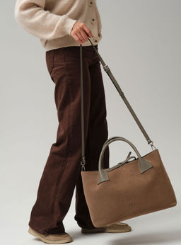 Замшевая сумка Iris DBR 31372 серо-коричневый фото 10