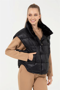 Женский черный жилет Неожиданная скидка в корзине
