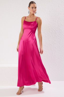 TRENDYOLMILLA Lacivert A-Kesim Saten Orme Uzun S?k Abiye & Mezuniyet Elbise TPRSS25AE00068