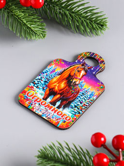 Набор магнитов на холодильник 4 шт. Доска разделочная с конём: Огромного счастья, всё сбудется, ярких впечатлений