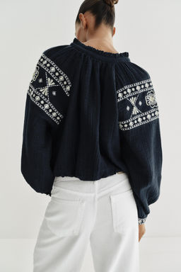 CONTRAST VELVET BLOUSE - Zara фото 13