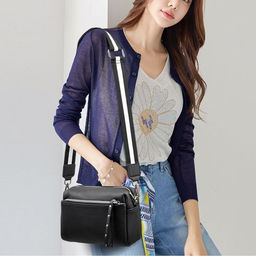 Bags Сумка женская / кожа / 	 0378152