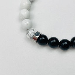 Браслет мужской из Говлита и черного Обсидиана 19 см